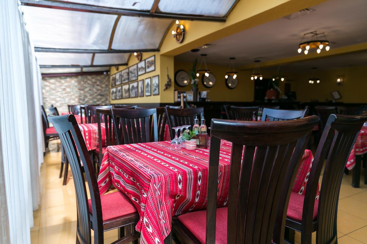 Hotel Transilvania Sighisoara Bagian luar foto