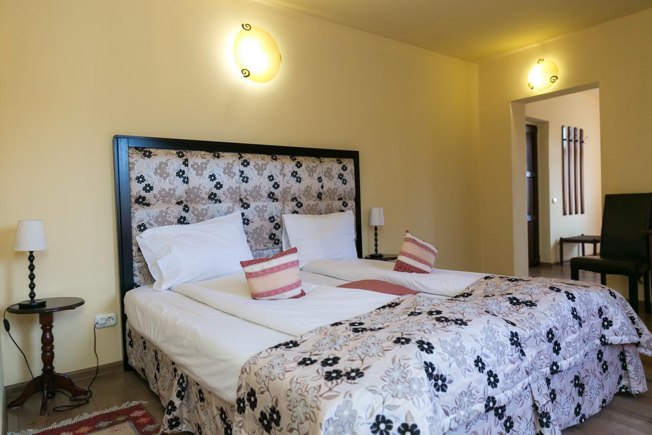 Hotel Transilvania Sighisoara Bagian luar foto